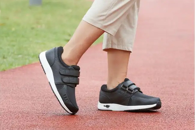Aktueller Firmenfall über Bequeme Schuhe sind unerlässlich, um Diabetes zu verhindern
